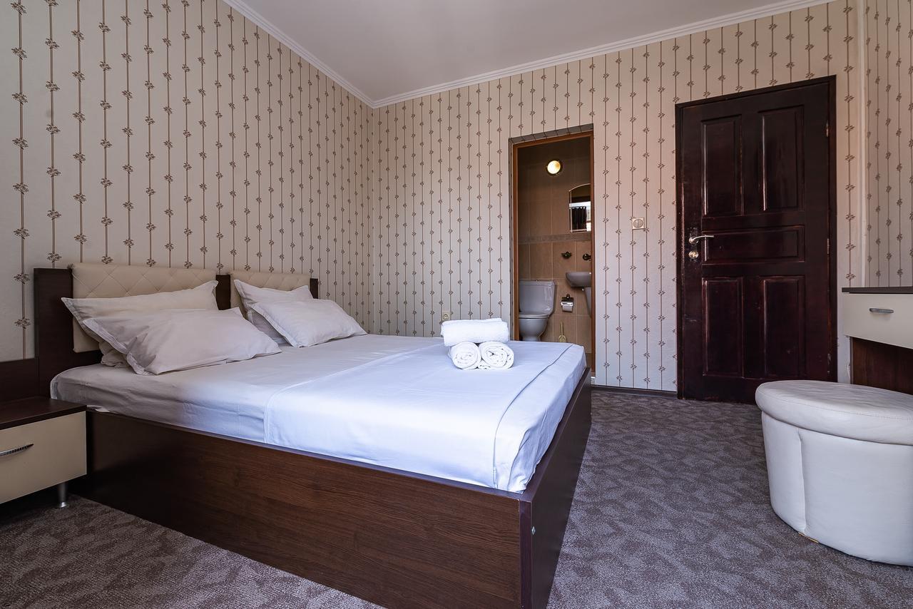 Guest House Saint Apostol 内塞伯尔 外观 照片